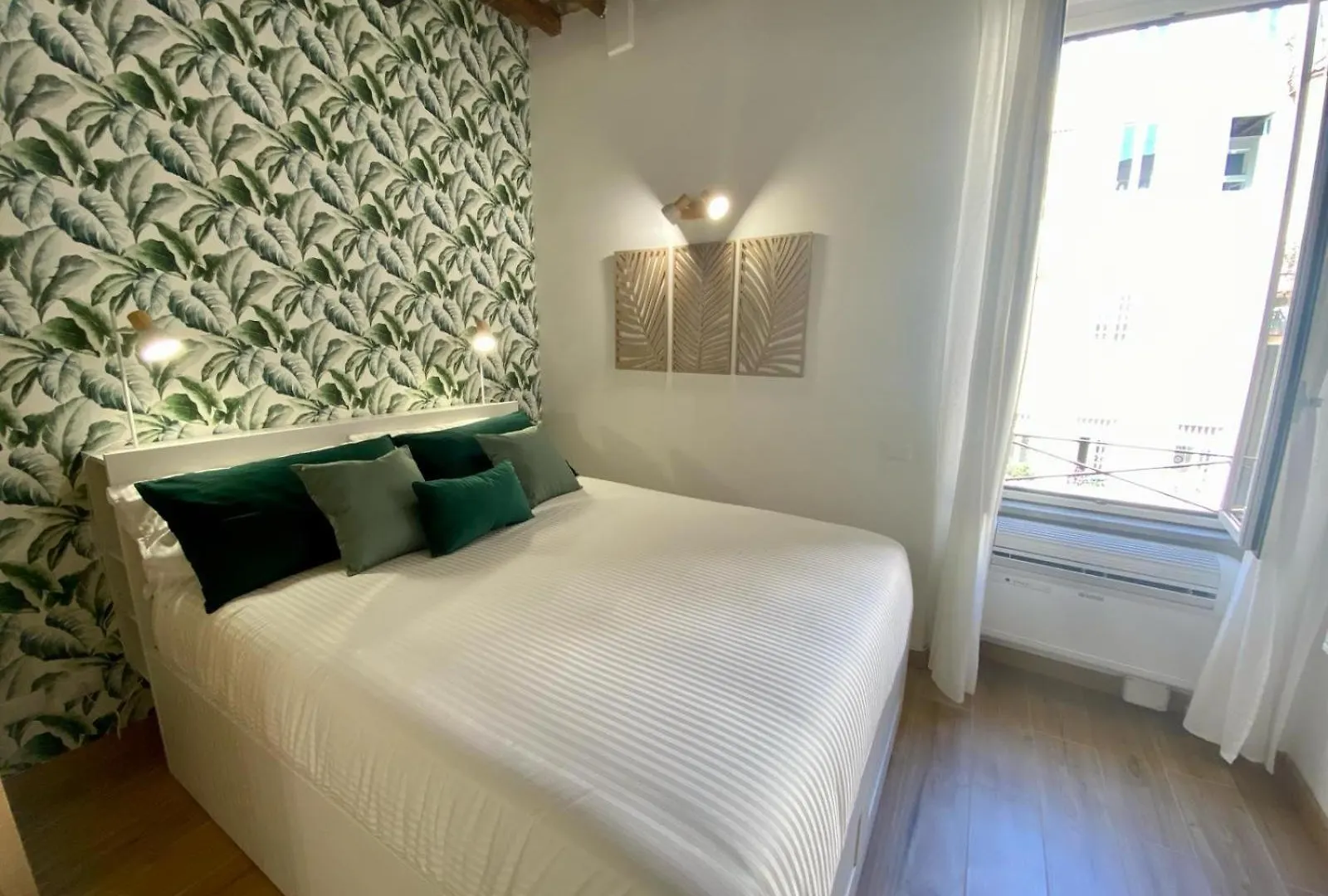 Charming Flat Rione Monti Apartment Rome Italy